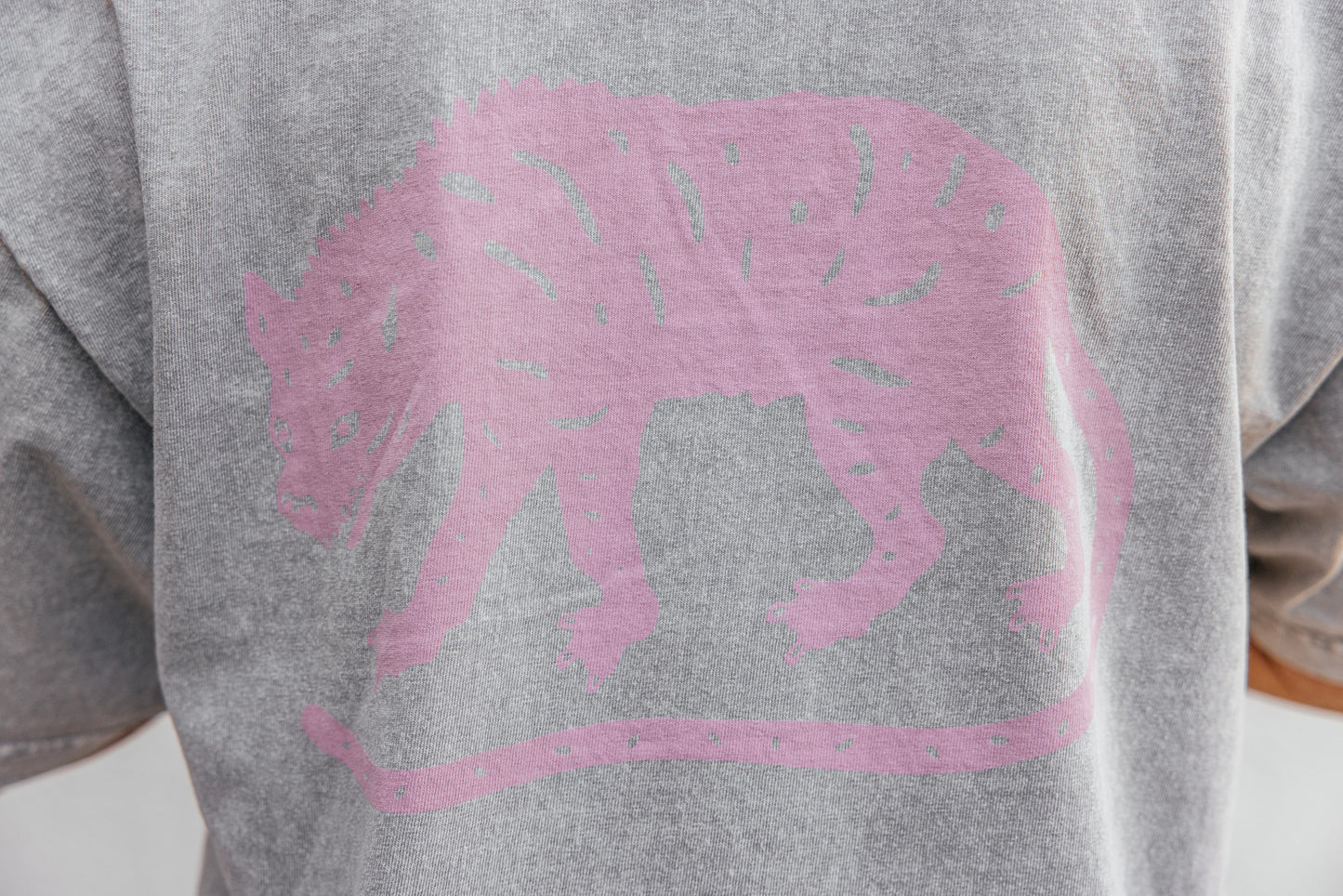T Shirt - Big Jackal - Limestone