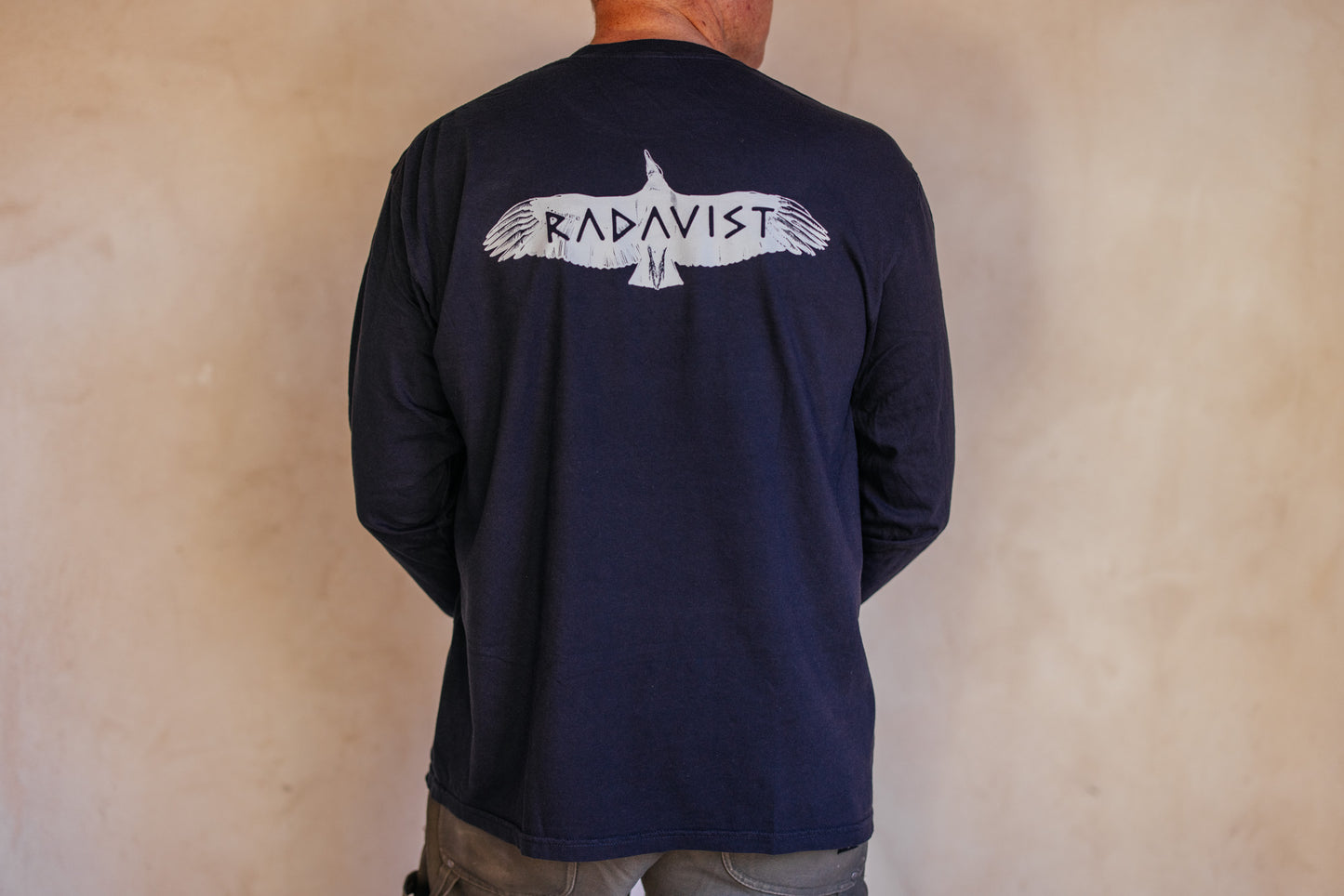 T-Shirt - Long Sleeve - Vulture - Obsidian