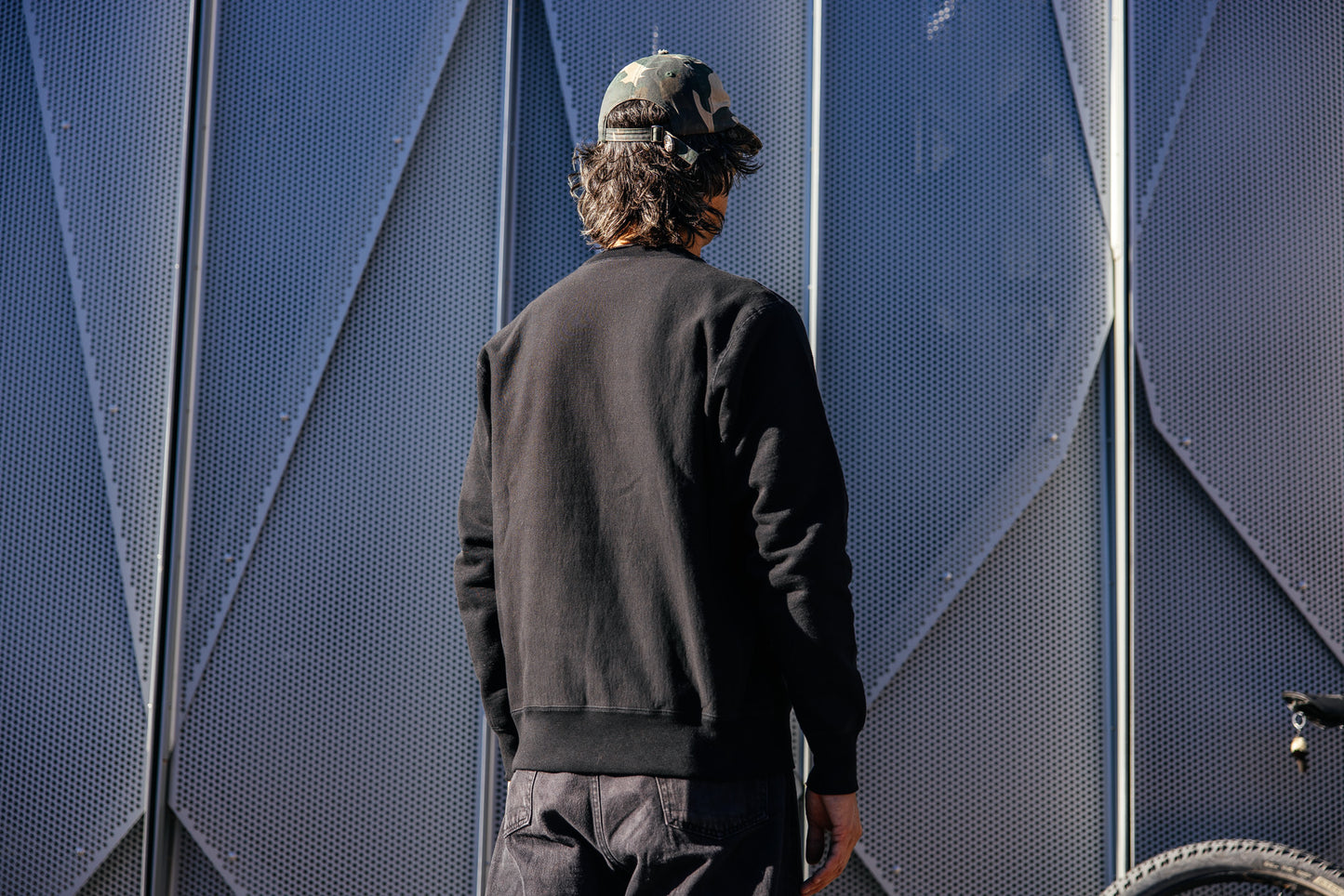 Crewneck - Radavist Rune - Obsidian